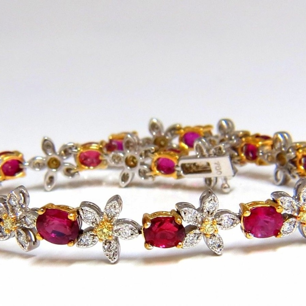 7.28ct Red natural ruby diamonds flower cluster tennis bracelet 18kt gold*